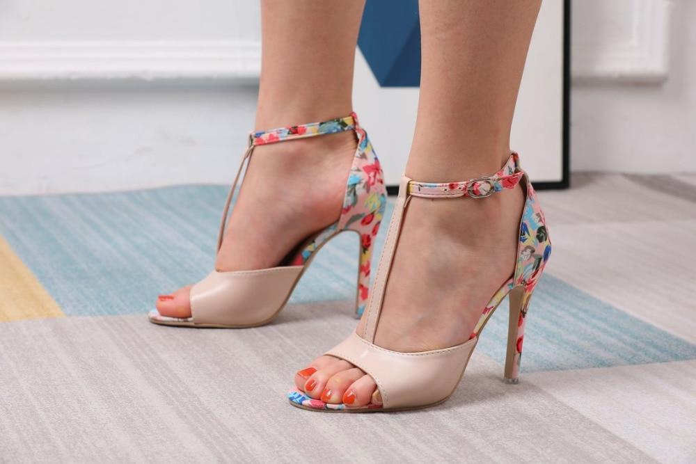 Hot Sale Lady Stilettos Flower Strap Designer High Heels Sandals With 36-41 Size New Design Women Pumps